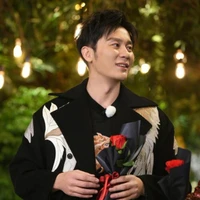 Lý Thần - 33 tuổi