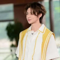 Vương Lâm Khải - 27 tuổi