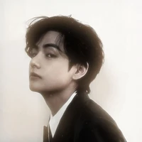 KIM taehyung