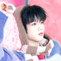 Trương Hàm Thụy - Gã