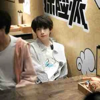 Trần Dịch Hằng_ 陈奕恒