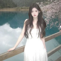 Trương Lệ Huyên ( Bạn cùng bàn )