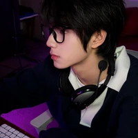 Vương Lỗ Kiệt_K