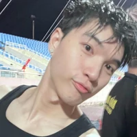 NV đẹp trai