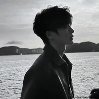 Tô Hoàng Gia Đình-ba nu9