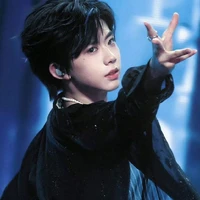 Trần Dịch Hằng _ anh