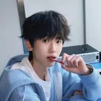 Tả Kỳ Hàm_cậu