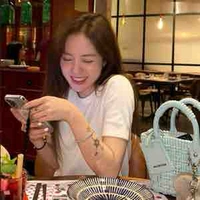 Trần Phương Ly - cô