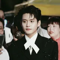 Đình Khang【 Tú 】