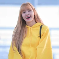 LaLisa Manobal"Em"