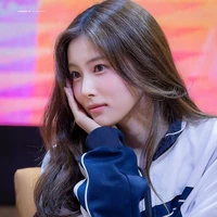 Kang Hyewon