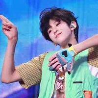 Em đến chịu anh