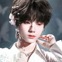 Vương Lỗ Kiệt - Bé