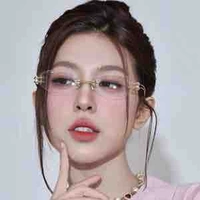 Nguyễn Lê Diễm Hằng-lamoon