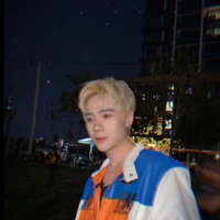 Q.Hùng