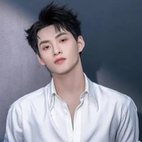 hùng huỳnh