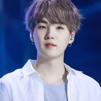 Min Yoongi (Suga)
