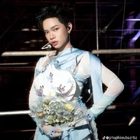 pháp kiều/ nữ hoàng