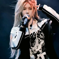 Trịnh Đan Ny - Nàng