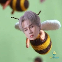 ông chú bán hàng:)))