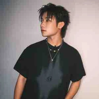 Swan Nguyễn - Nguyễn Hữu Sơn