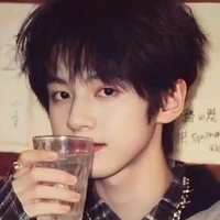 Dương Hàm Bác