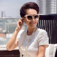 Nguyễn Lê Khánh Chi ( mẹ anh )