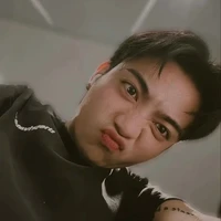 Tác giả đẹp zaii nhứt vũ trụ ^^ 😍