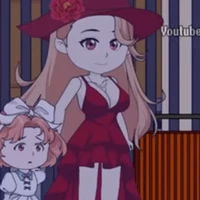 phu nhân váy đỏ