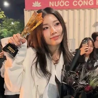 Tác giả báo đời 🐈‍⬛