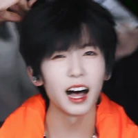 Thấy toyy cute hơm ┌⁠(⁠・⁠。⁠・⁠)⁠┘⁠♪