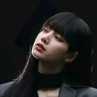 Lalisa Manobal( cô)