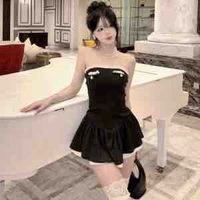 Lâm Gia Bích Diễm (chị họ nữ 9)