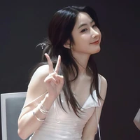 yoko apasra ( nàng)