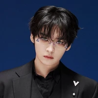 Minho(Leeknow/Hắn)