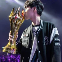 Trần Quán Tuấn/Junn