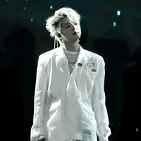 𝑁𝑔𝑢𝑦𝑒𝑛 𝑄𝑢𝑎𝑛𝑔 𝐴𝑛ℎ.