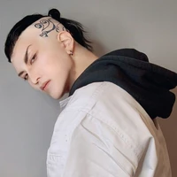 Long Cung Tự Kiên