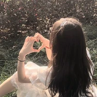 nữ8:hoàng gia my(em út)