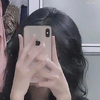 nữ8:hoàng gia thư(chị 3)