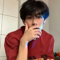 Hoàng Thiên Long(A)-anh cả thụ