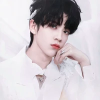 Trần Thiên Nhuận. ( y )