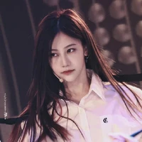 Viên Nhất Kỳ[Kỳ Kỳ-bạn thân cô]