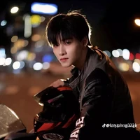 HUỲNH HOÀNG HÙNG_HÙNG HUỲNH