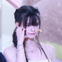 con ong dzàng khè 🐝