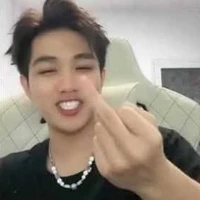 Tác giả này nhạt lắm