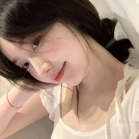 khương Gia Vy ( chị họ nàng )