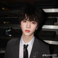 Trương Hàm Thuỵ _cậu