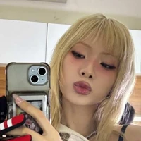 Vũ Thị ngân mỹ - mỹ mỹ (V)