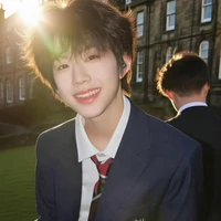 Trần Dịch Hằng- bé